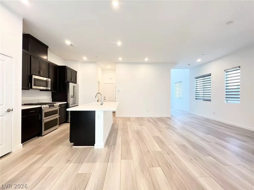 2520 Catallo Street — photo 3