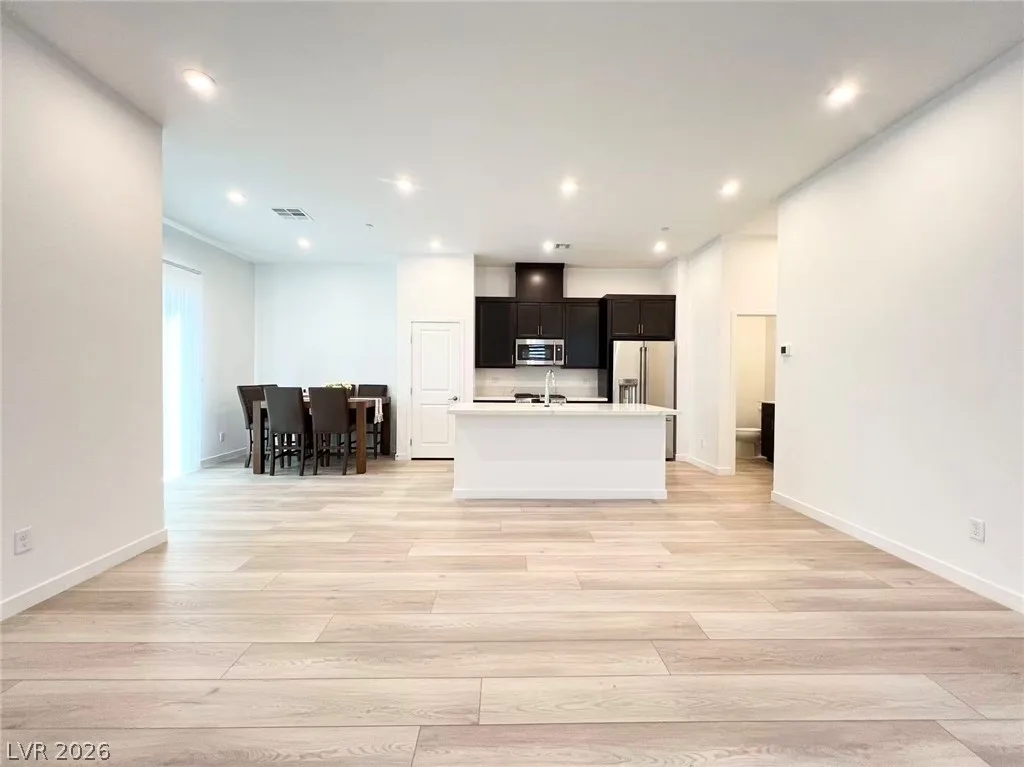 2520 Catallo Street — photo 4
