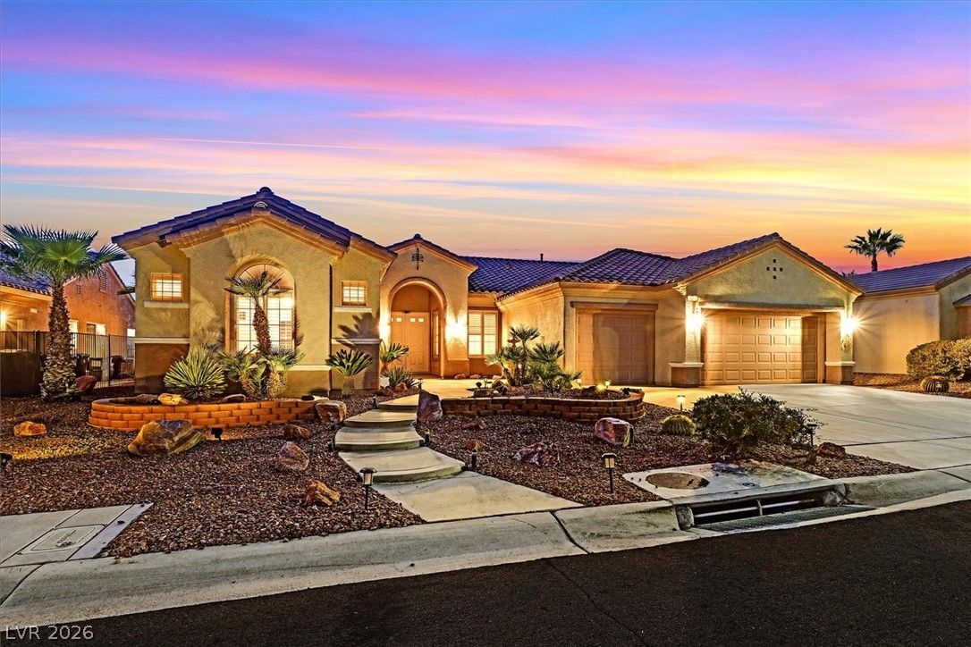 1677 Black Fox Canyon Road — photo 2