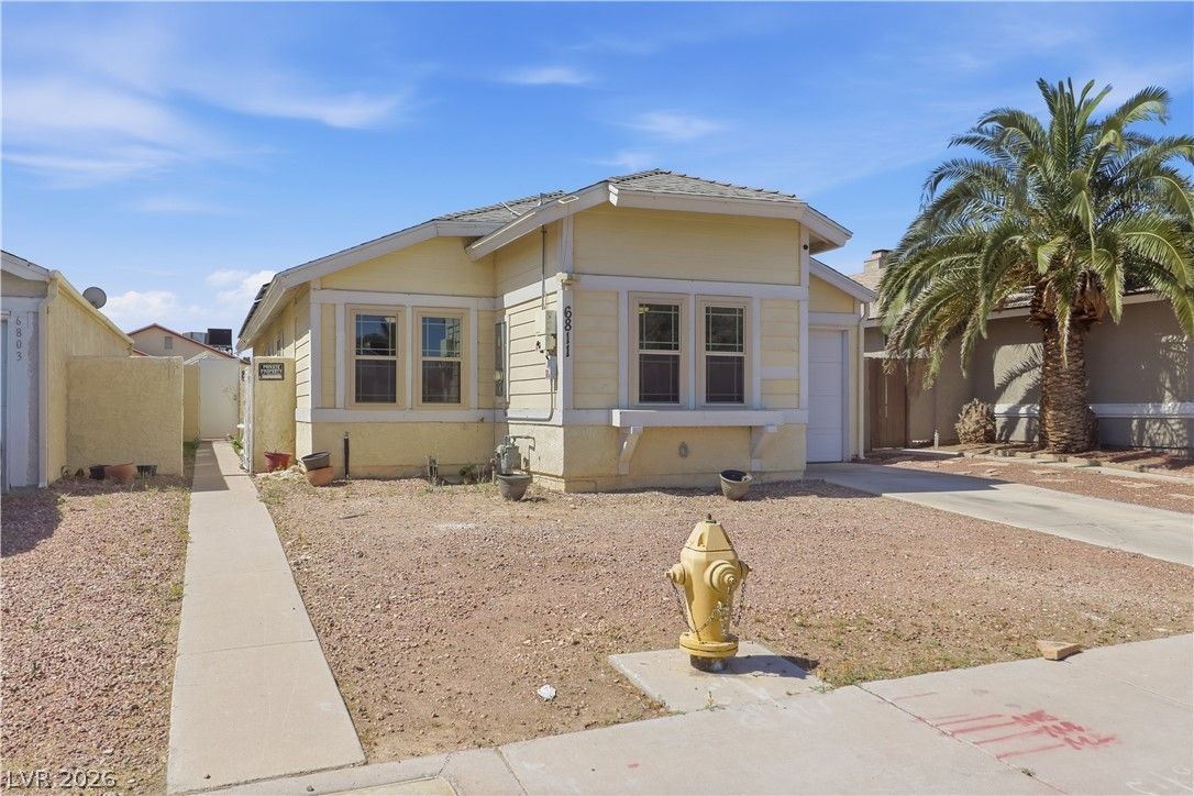 6811 Mangrum Circle — photo 3