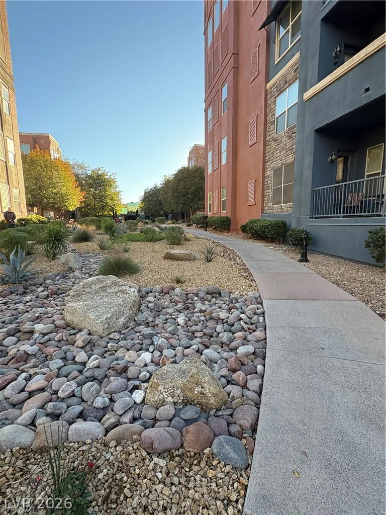 50 East Serene Avenue 320 — photo 3