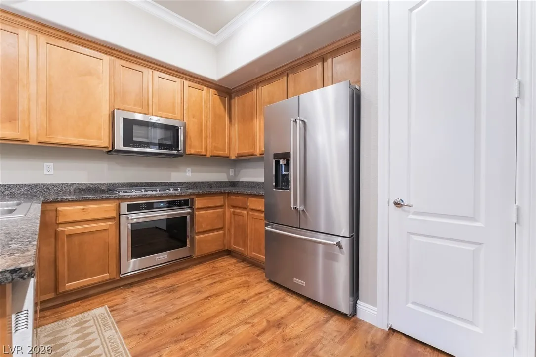 50 East Serene Avenue 320 — photo 4