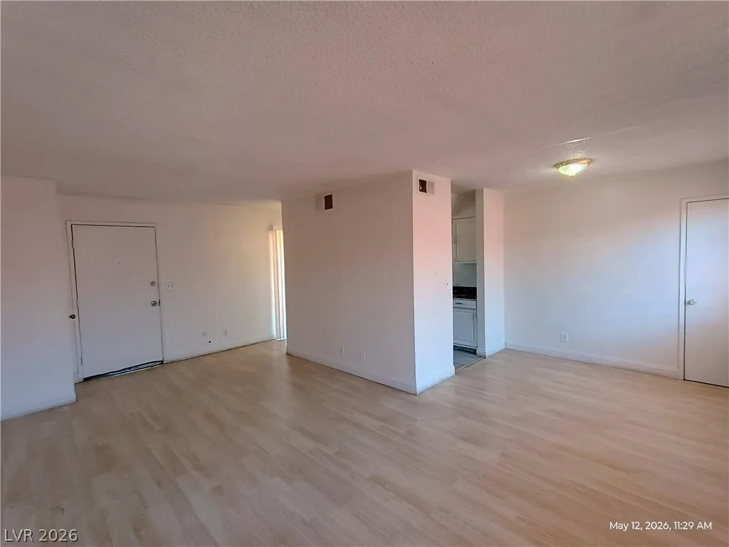 3655 Kolendo Court D — photo 5