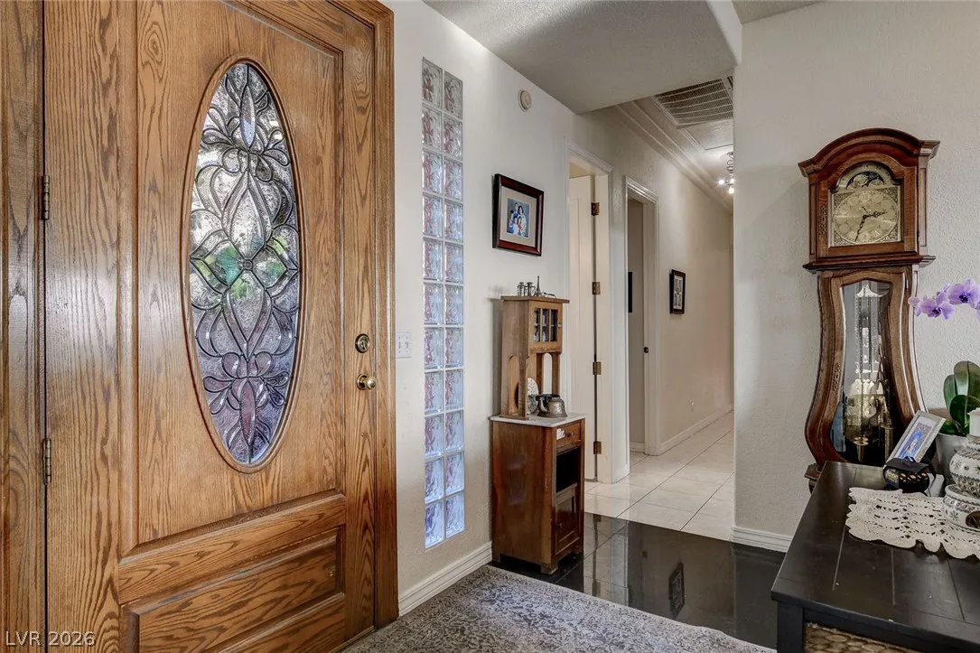 1881 Claudine Drive — photo 2