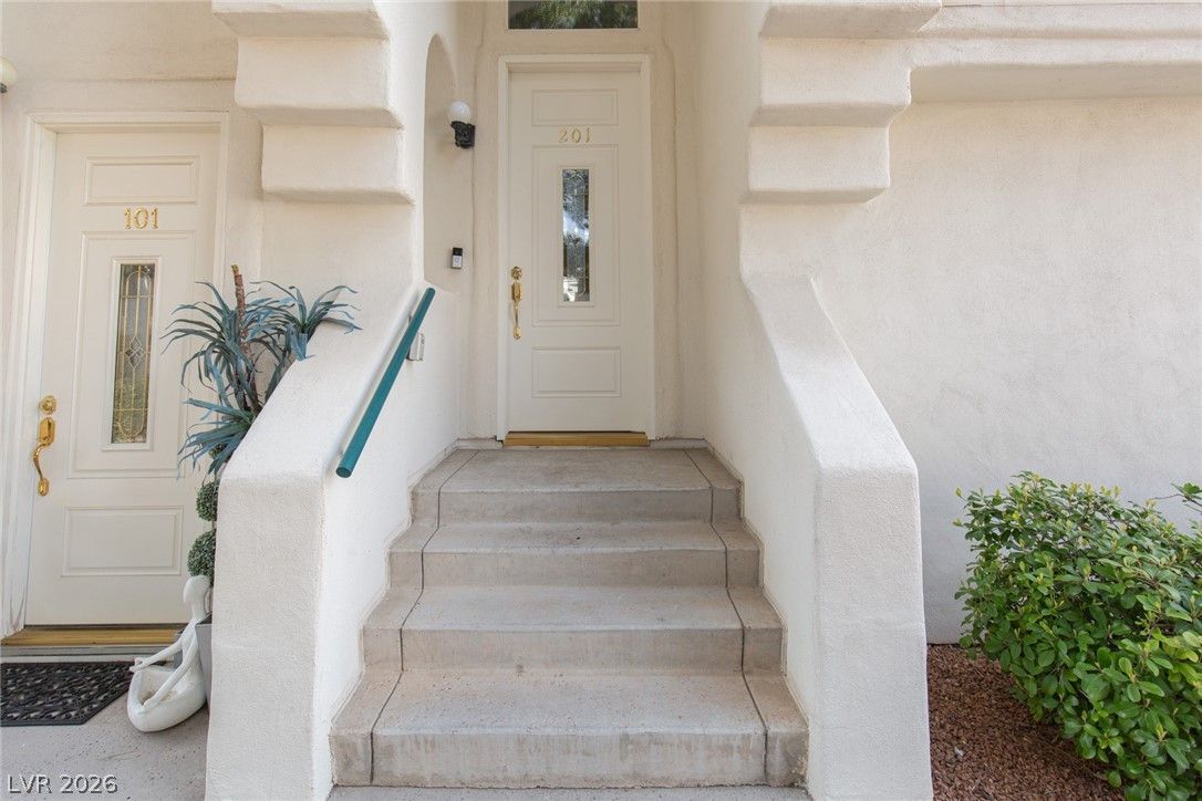 7625 Valley Green Drive 201 — photo 3