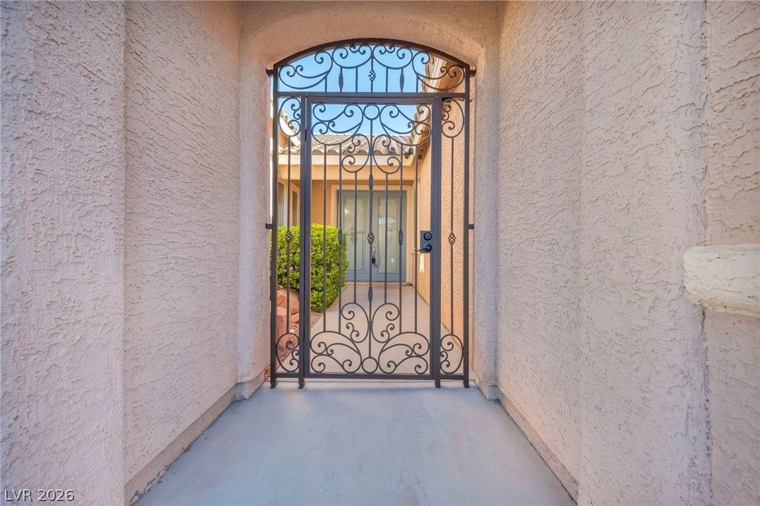 8213 Weeping Springs Avenue — photo 4