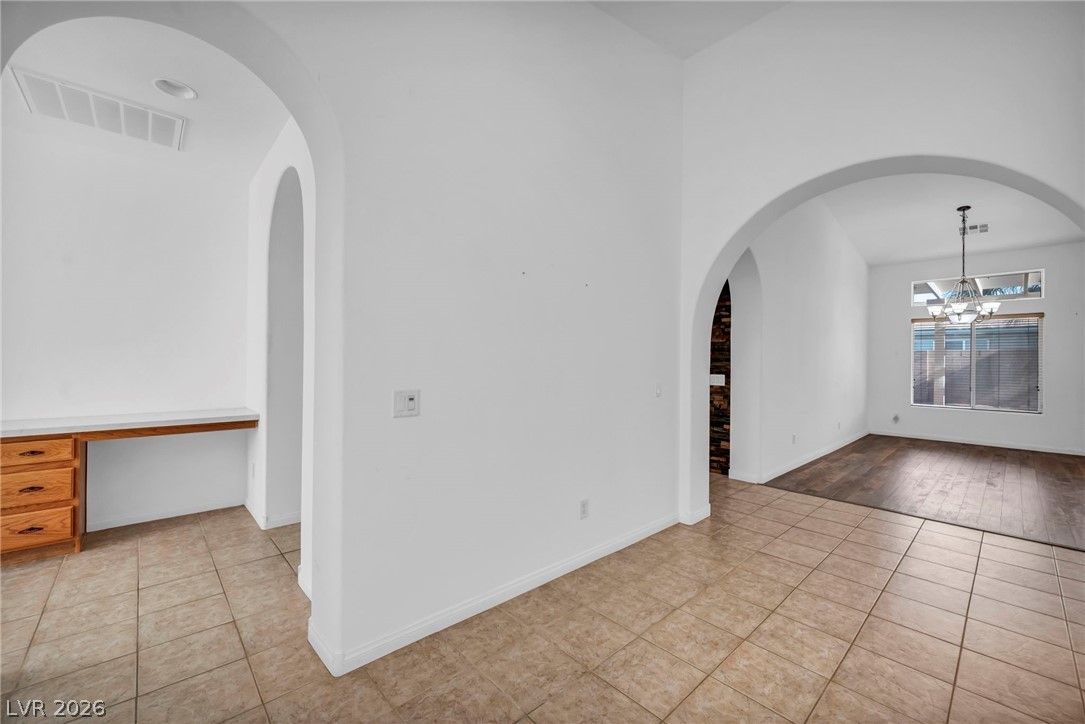 8213 Weeping Springs Avenue — photo 5