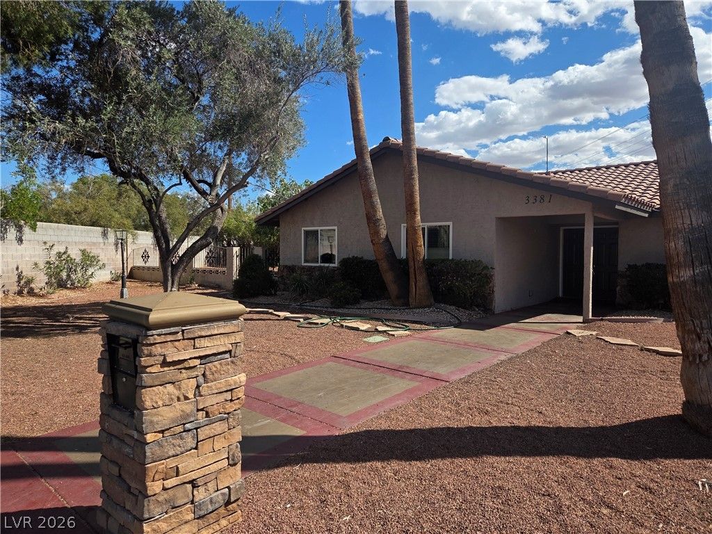 3381 Westwind Road — photo 4