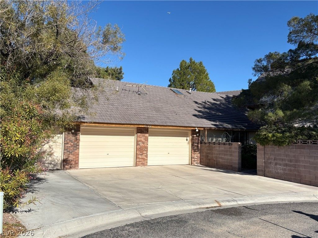 3120 South Pioneer Way — photo 2