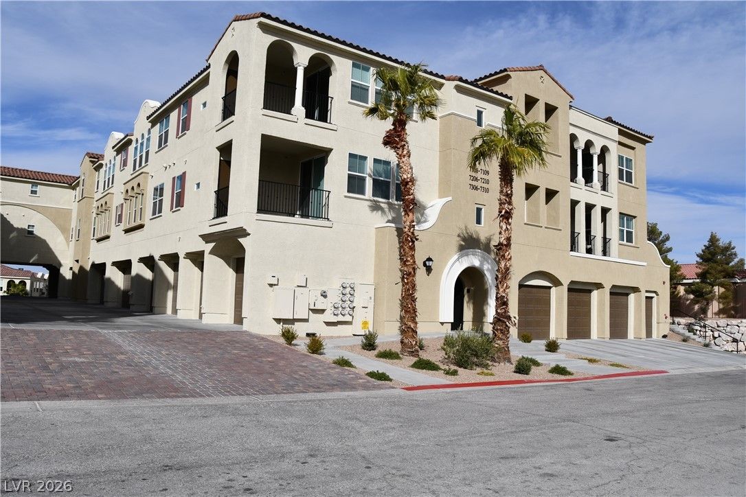 2555 Hampton Road 7109 — photo 1