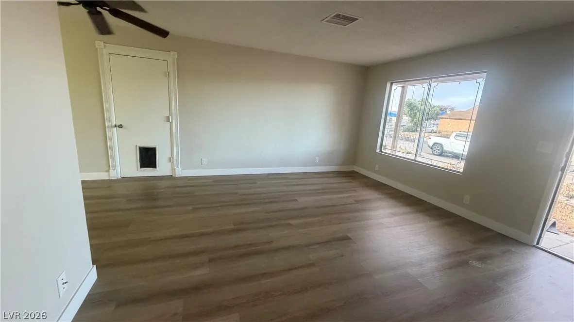 1505 Riggins Street — photo 3