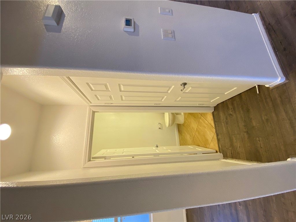 9969 Silver Cliff Street — photo 4 of 36