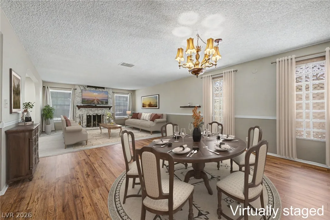 3979 Salisbury Place — photo 4 of 39