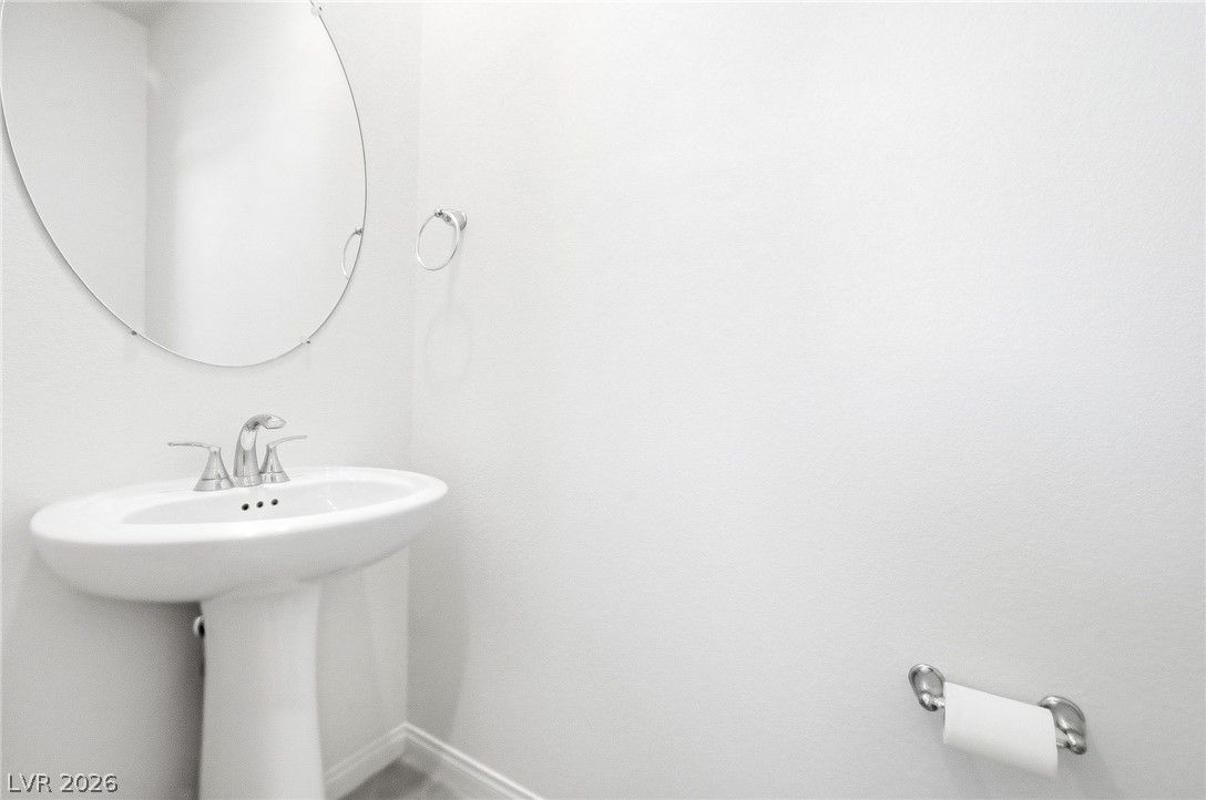 3765 Osiris Avenue — photo 3