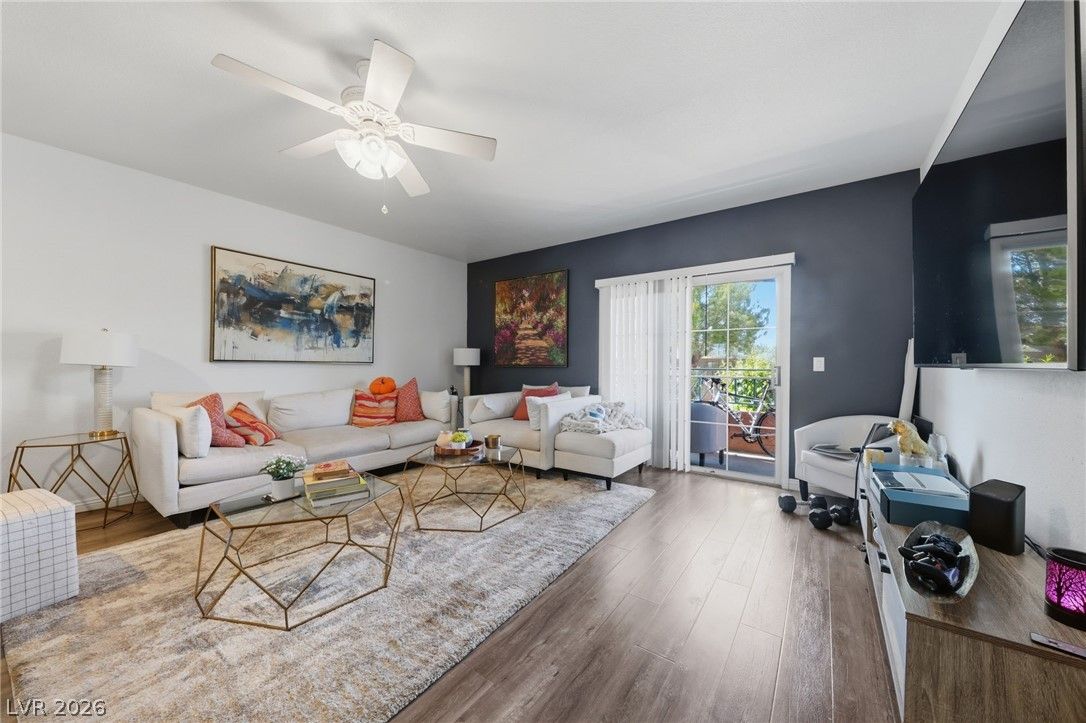 10553 Pine Glen Avenue 104 — photo 4 of 19