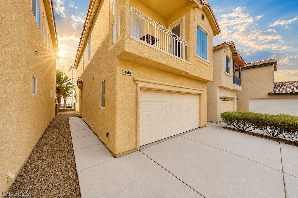 3508 Harbor Tides Street — photo 2 of 37