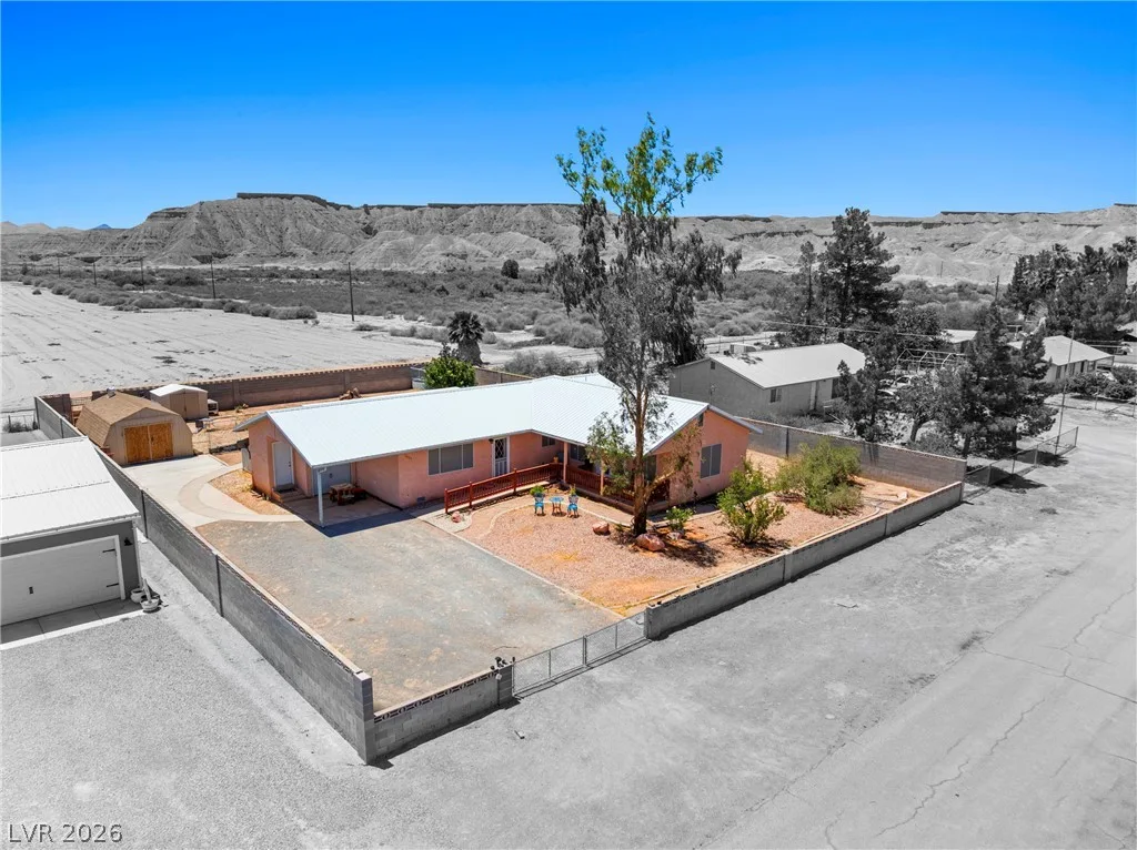 1575 Navajo Avenue — photo 1