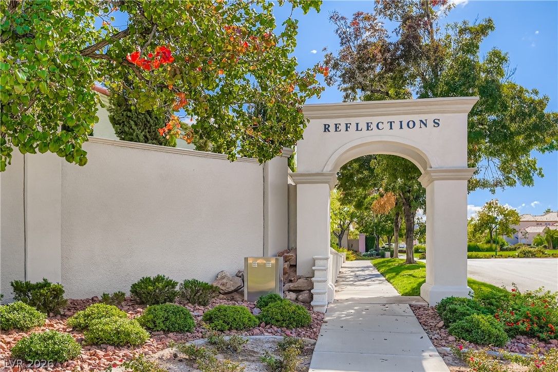 310 Dazzling Terrace — photo 4