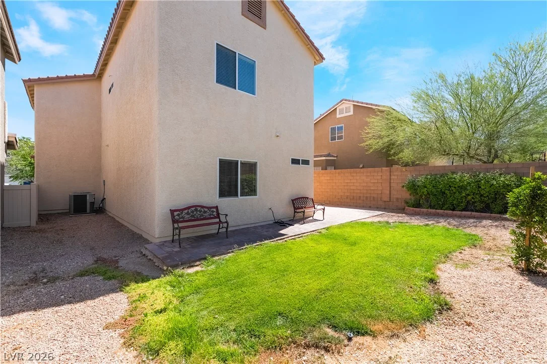 9118 Barnacle Bay Avenue — photo 3