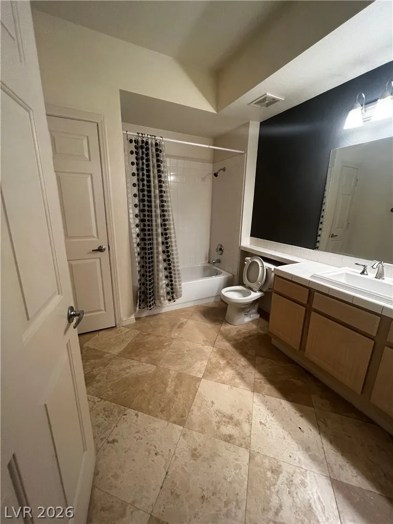 5250 South Rainbow Boulevard 1046 — photo 4