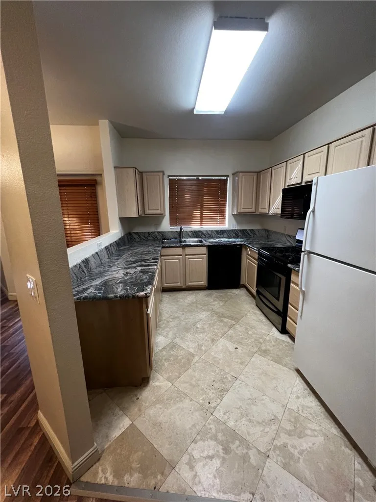 5250 South Rainbow Boulevard 1046 — photo 5