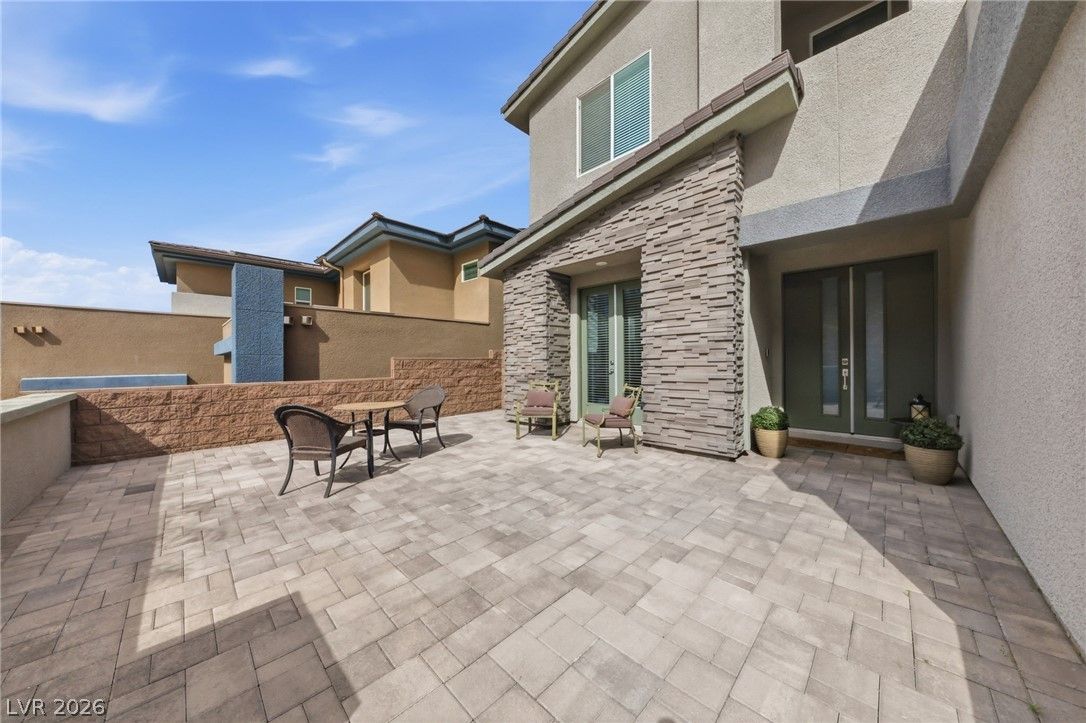 334 Natoire Court — photo 2