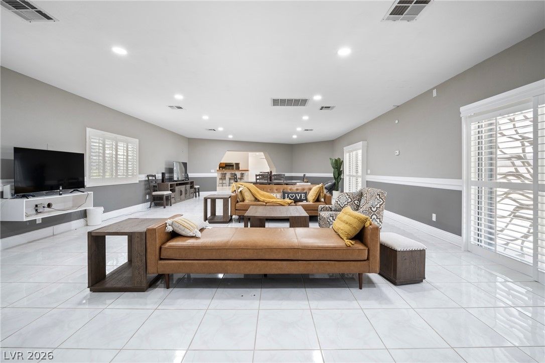 7215 Ullom Drive — photo 4