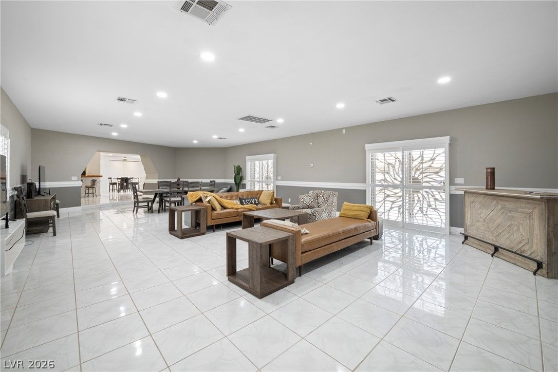 7215 Ullom Drive — photo 5