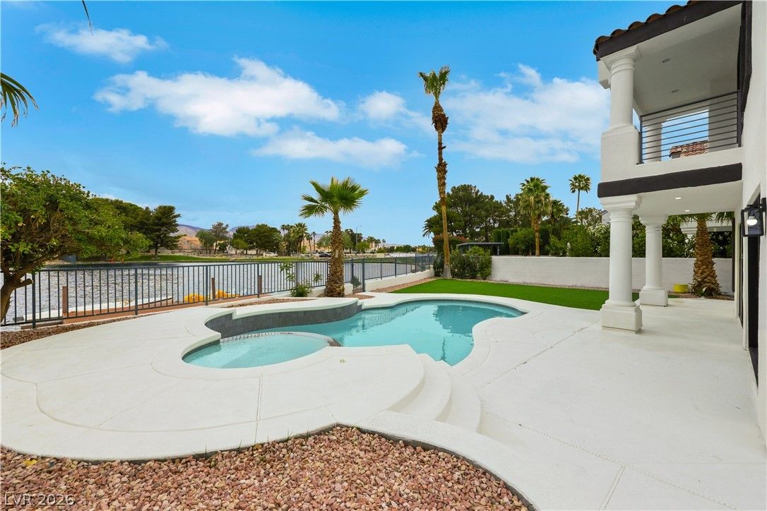 2589 Sun Reef Road — photo 4