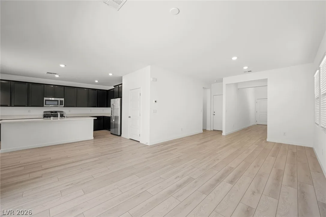 2620 Saunder Avenue — photo 5