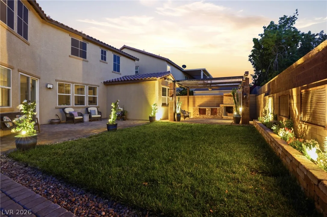 717 Coastal Lagoon Street — photo 3