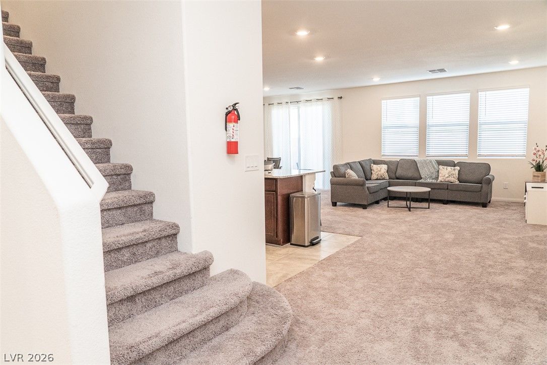 7062 Cass Avenue — photo 4
