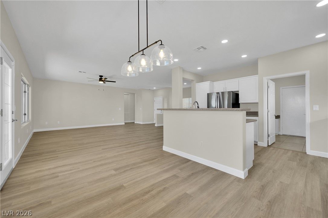 2847 Forest Grove Drive — photo 3 of 39