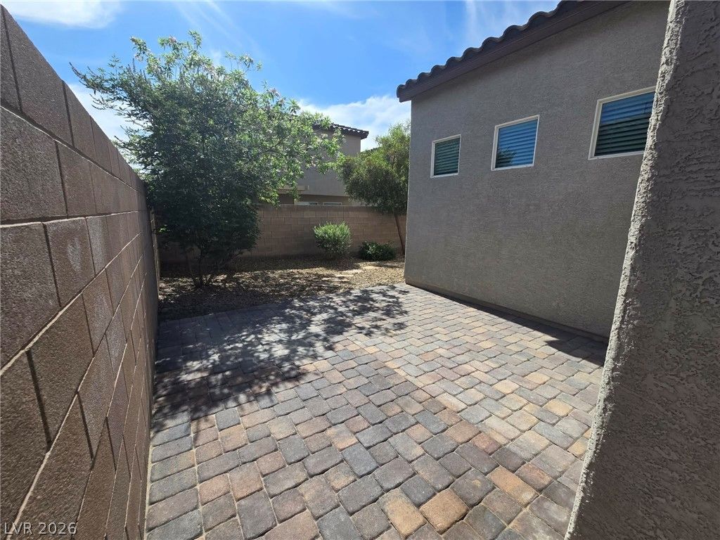 4748 Ritual Street — photo 5 of 31