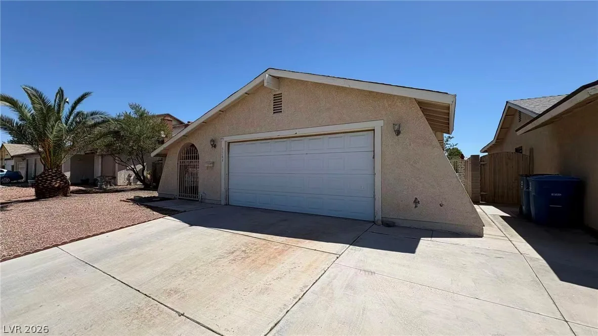 3564 REDWOOD Street — photo 2