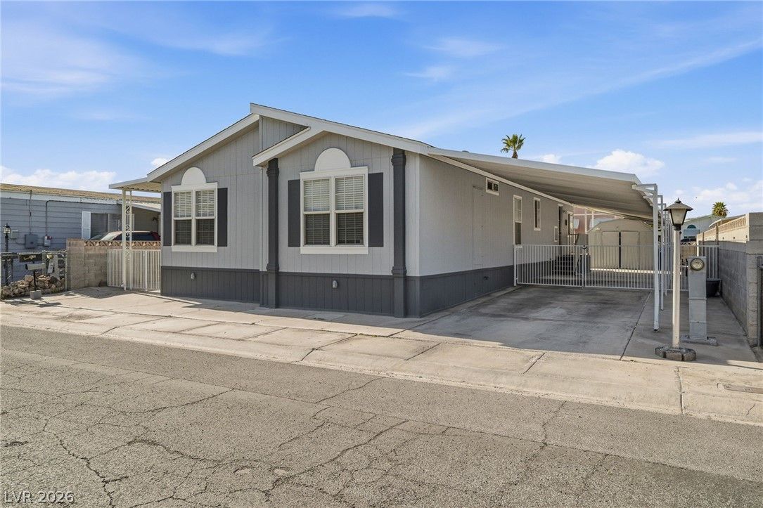3415 Jewel Cave Drive — photo 3 of 50