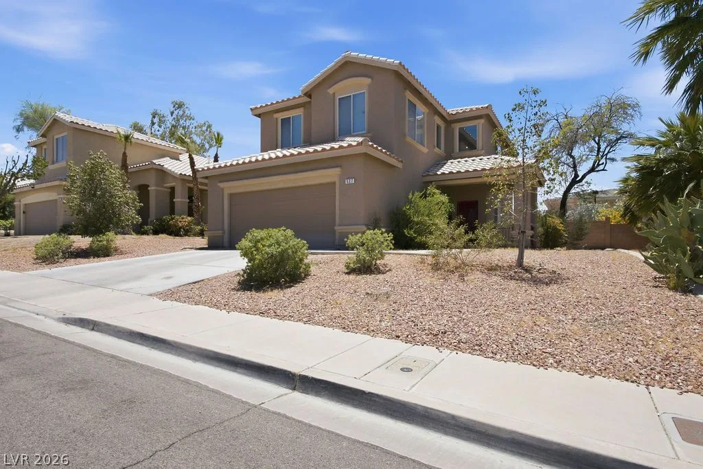 527 Startop Street — photo 2