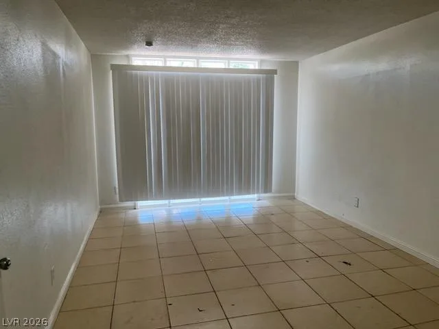 1423 Sombrero Drive 2 — photo 3