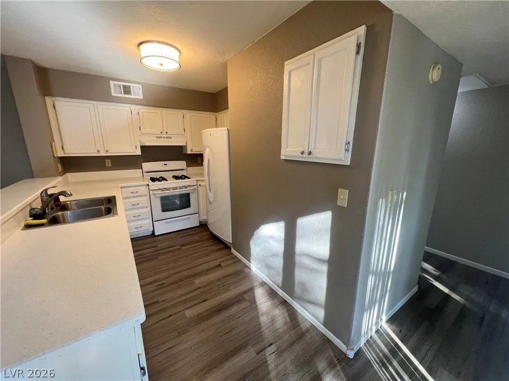 2251 Wigwam Parkway 225 — photo 3