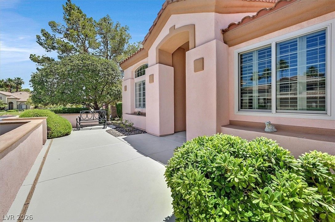 1925 Spyglass Drive — photo 2