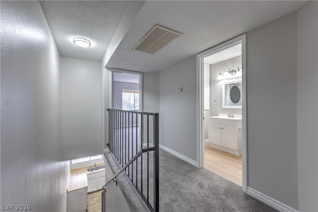 1303 Darlene Way 302C — photo 5 of 21