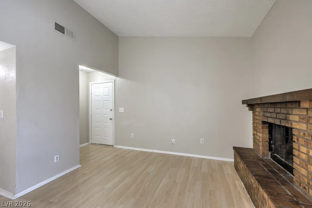 2981 Country Manor Lane 122 — photo 4