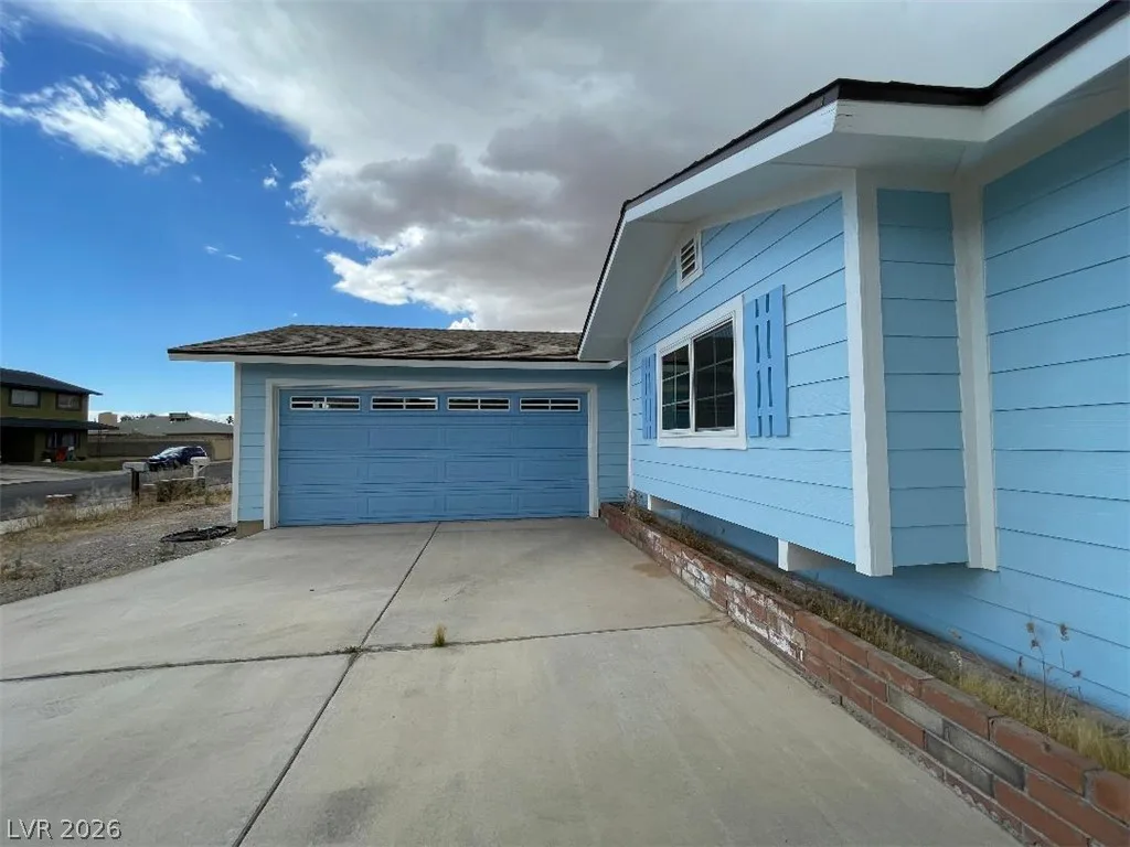 216 Bengal Place — photo 2 of 3