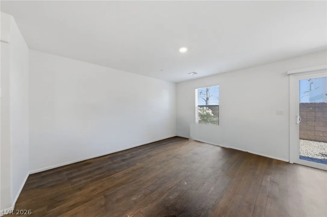 7909 Whisper Words Avenue — photo 2