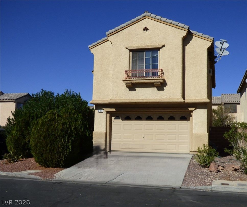 6430 Hamilton Grove Avenue — photo 2 of 9
