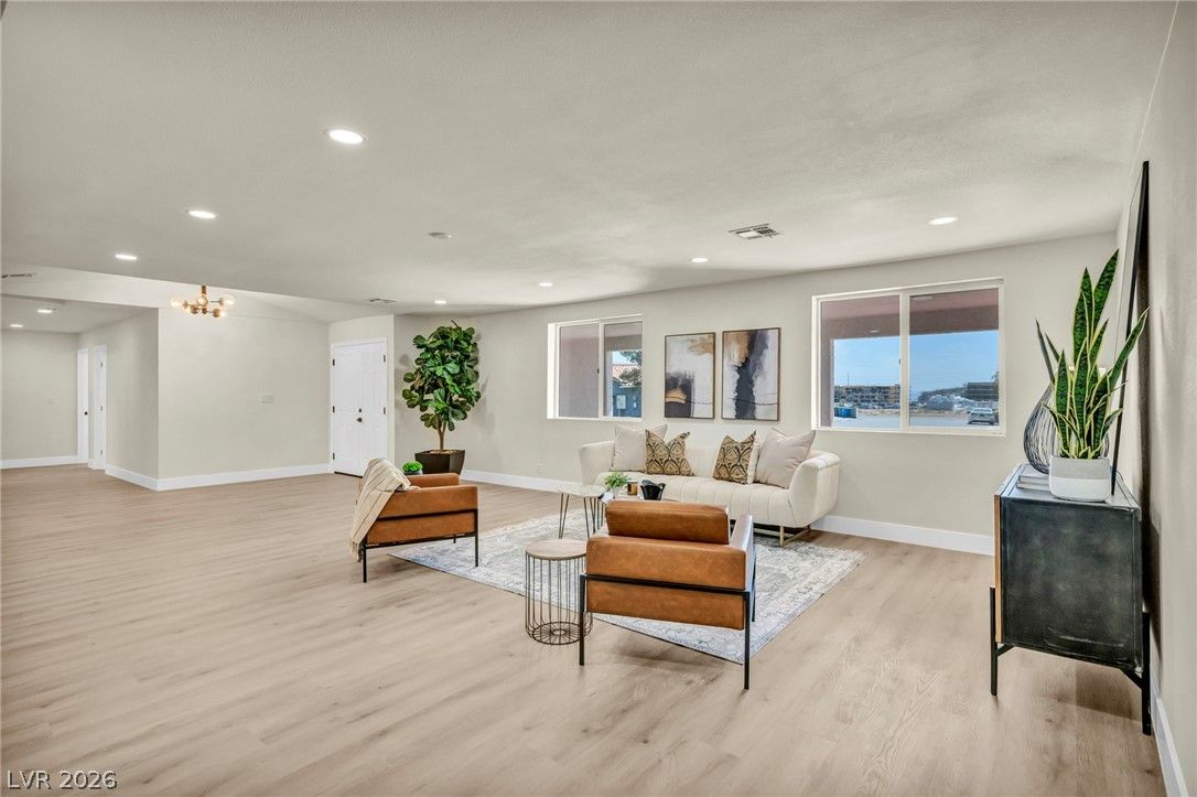 9130 Belcastro Street — photo 3