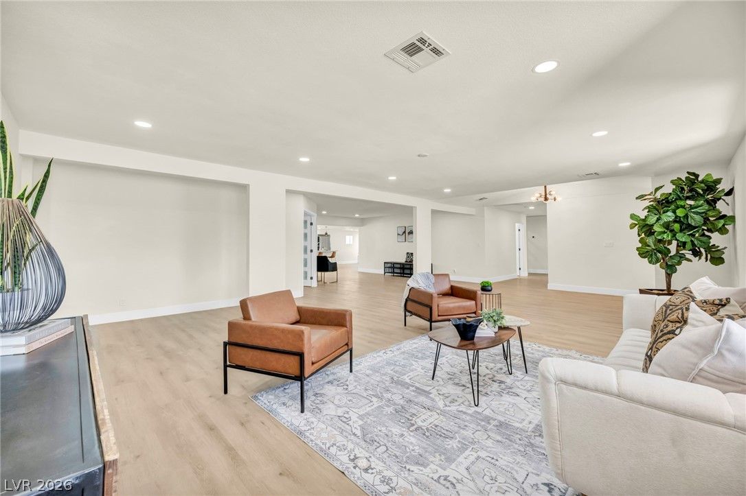 9130 Belcastro Street — photo 4