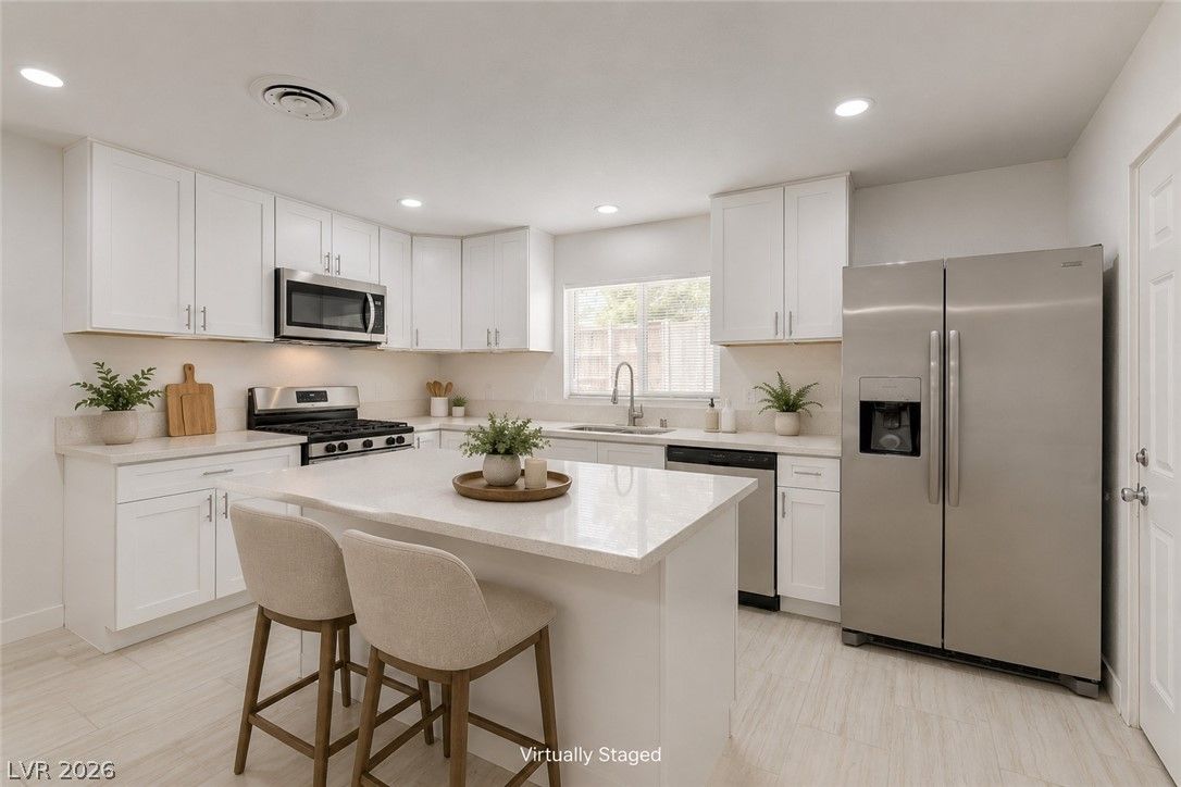 3175 Palmdale Street — photo 3