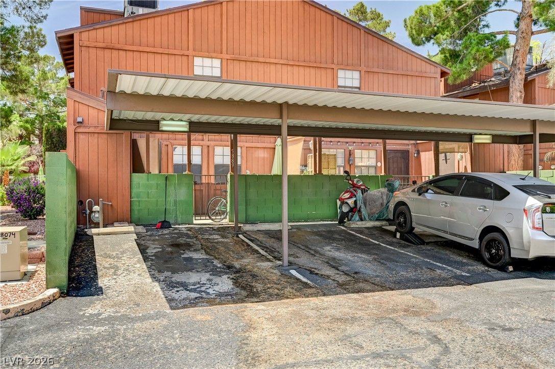 Photo 42