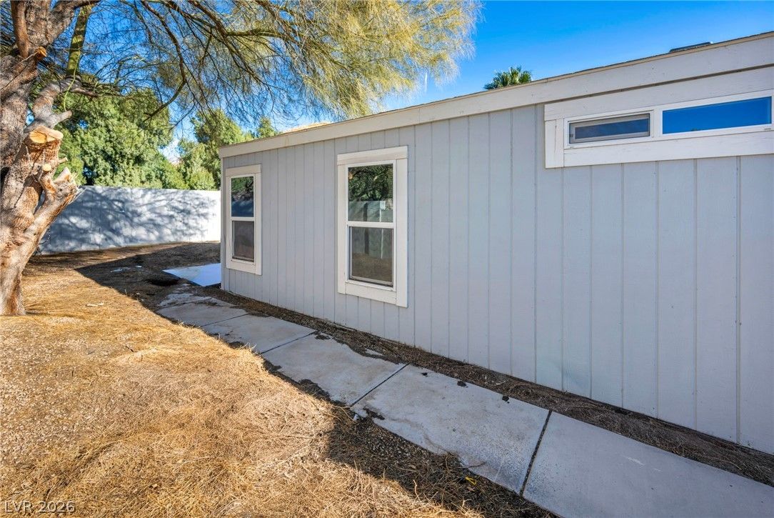 5898 Sassy Rose Drive — photo 5